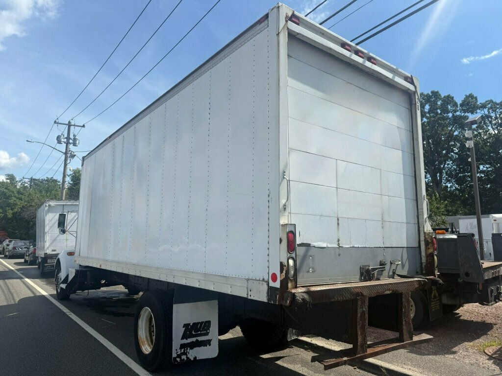 2004 Kenworth T300 22 FOOT BOX TRUCK FINANCING AVAILABLE MANUAL DRIVE MANY OTHERS IN STOCK - 22907756 - 2