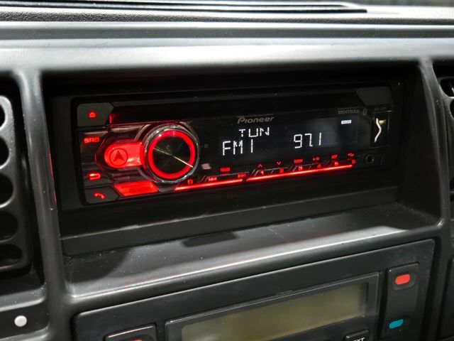 2004 Land Rover Discovery 4dr Wagon S - 22965015 - 99