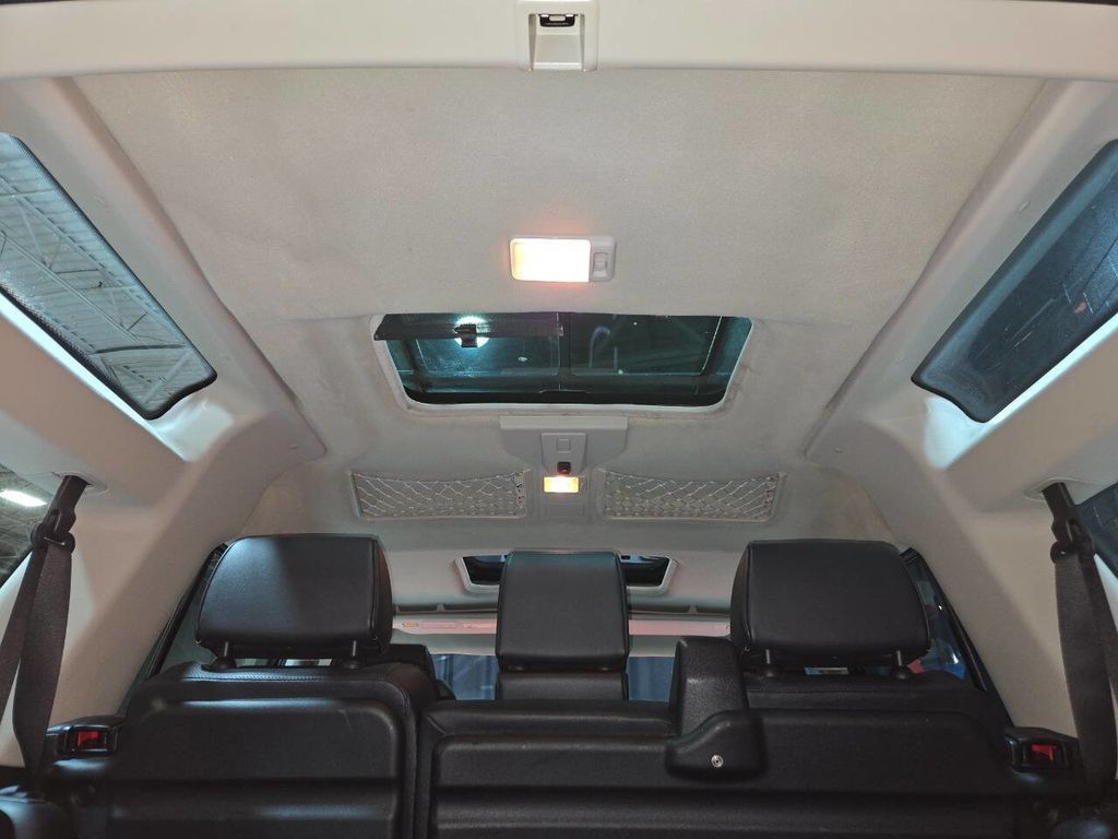 2004 Land Rover Discovery 4dr Wagon S - 22965015 - 64