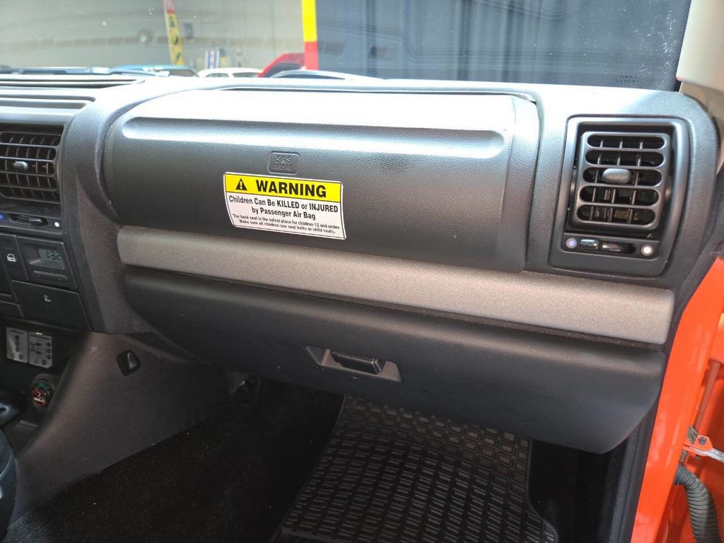 2004 Land Rover Discovery 4dr Wagon S - 22965015 - 69