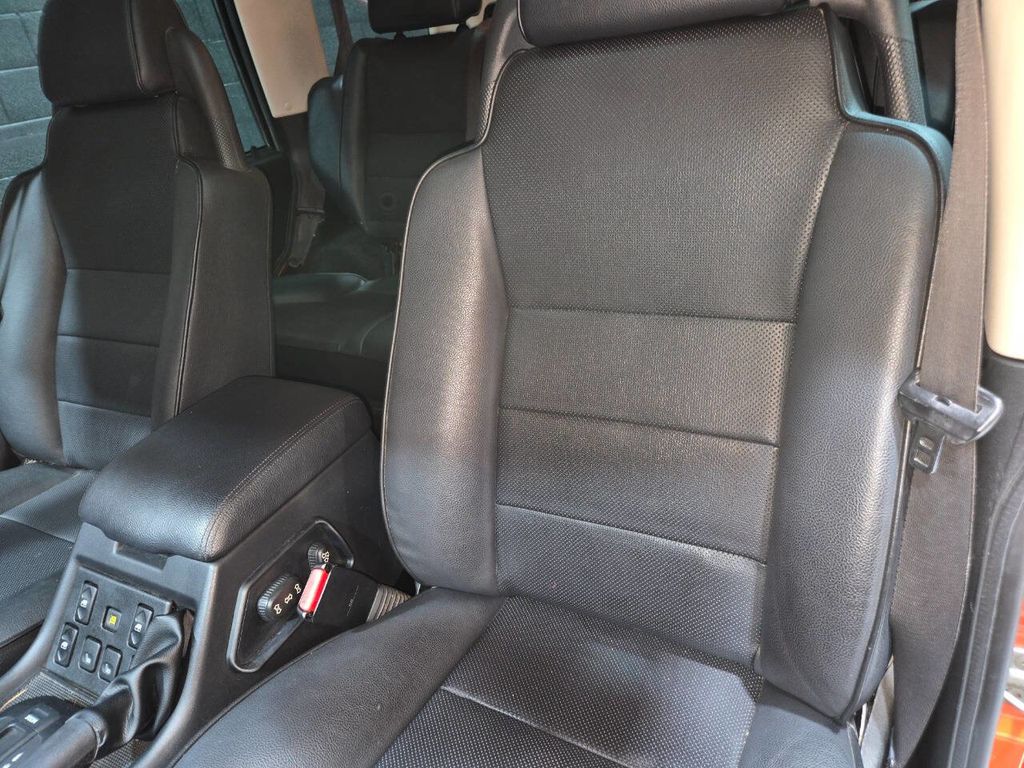 2004 Land Rover Discovery 4dr Wagon S - 22965015 - 88