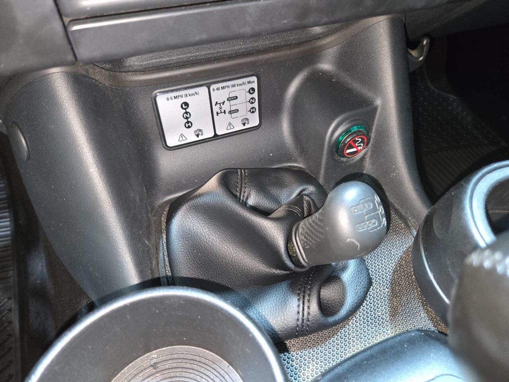 2004 Land Rover Discovery 4dr Wagon S - 22965015 - 92