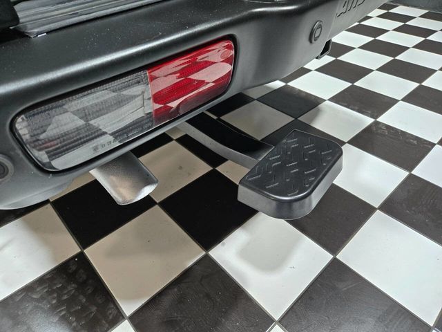 2004 Land Rover Discovery 4dr Wagon SE - 22967419 - 15