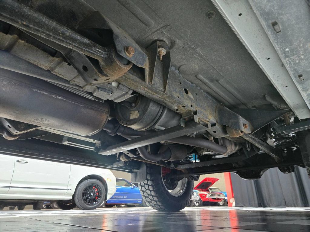 2004 Land Rover Discovery 4dr Wagon SE - 22967419 - 31