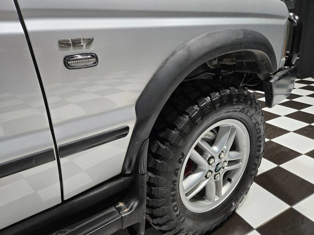 2004 Land Rover Discovery 4dr Wagon SE - 22967419 - 32