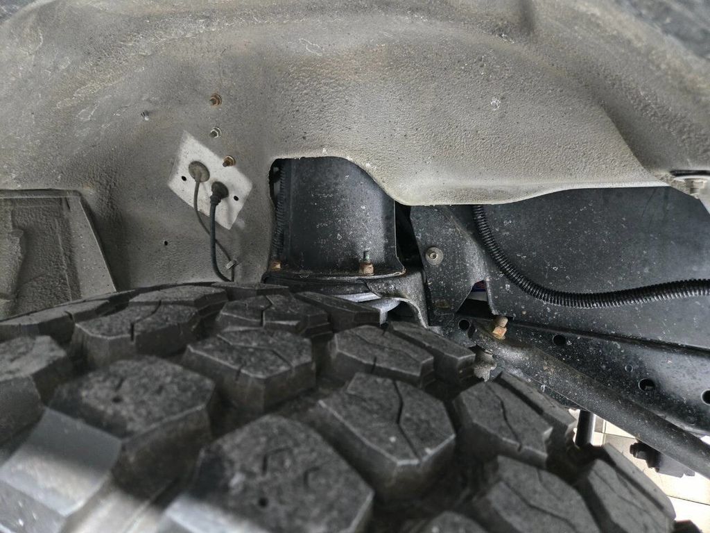 2004 Land Rover Discovery 4dr Wagon SE - 22967419 - 37