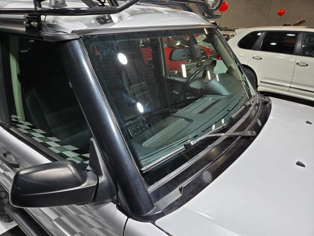 2004 Land Rover Discovery 4dr Wagon SE - 22967419 - 38