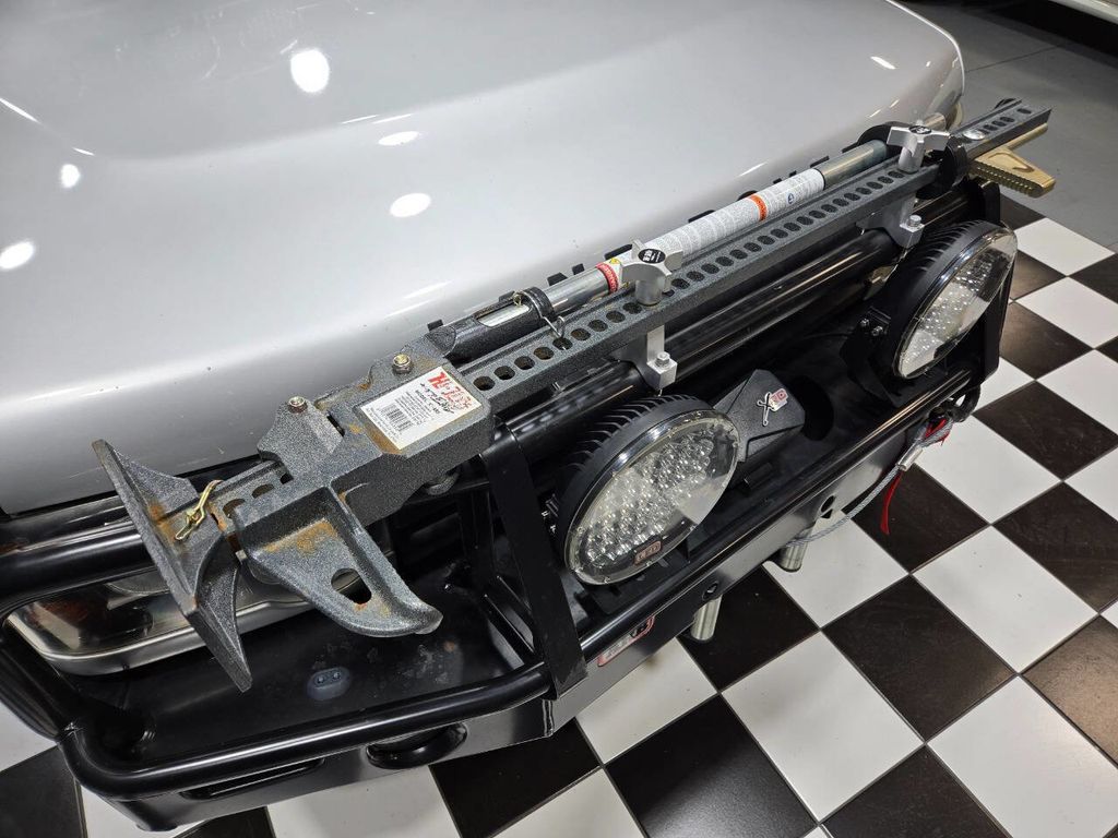 2004 Land Rover Discovery 4dr Wagon SE - 22967419 - 39