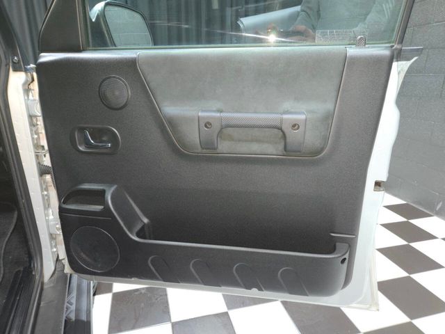 2004 Land Rover Discovery 4dr Wagon SE - 22967419 - 63