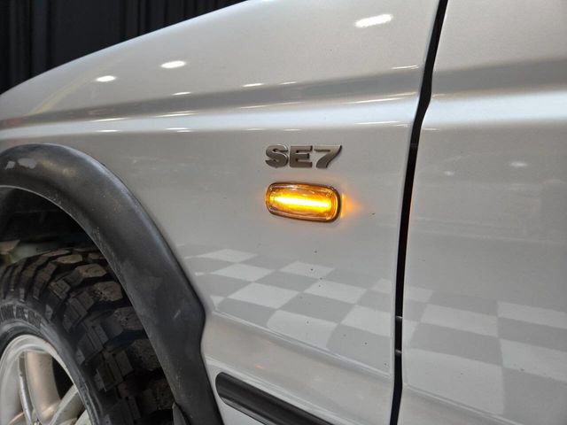 2004 Land Rover Discovery 4dr Wagon SE - 22967419 - 7