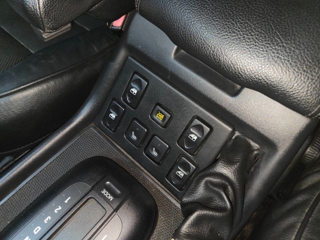 2004 Land Rover Discovery 4dr Wagon SE - 22967419 - 86