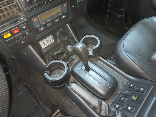 2004 Land Rover Discovery 4dr Wagon SE - 22967419 - 90