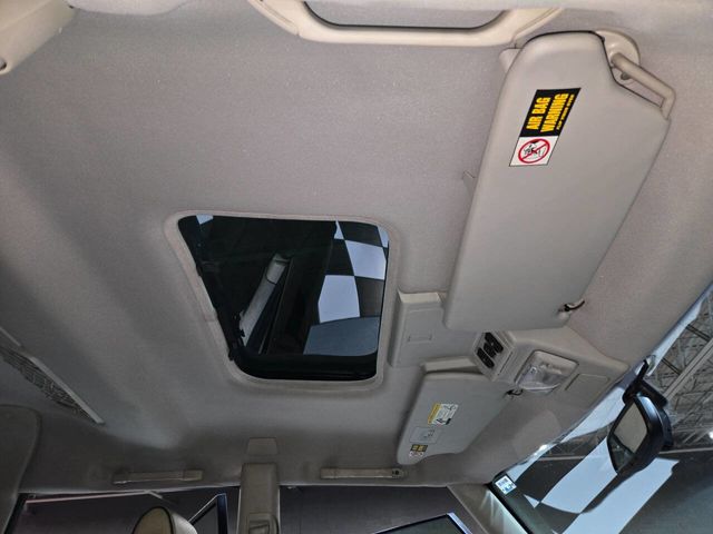 2004 Land Rover Discovery 4dr Wagon SE - 22990057 - 10