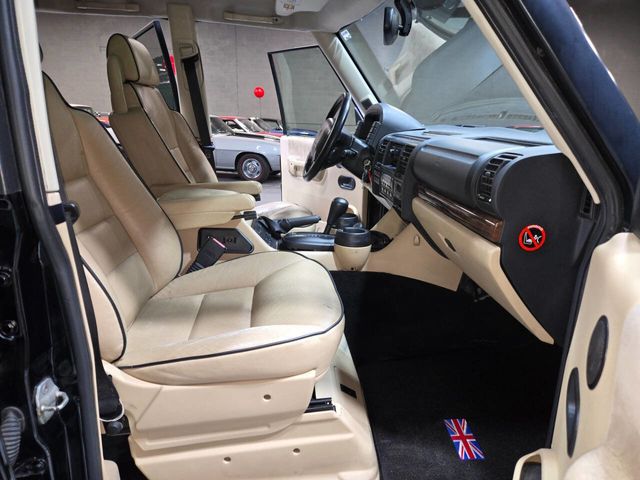 2004 Land Rover Discovery 4dr Wagon SE - 22990057 - 11