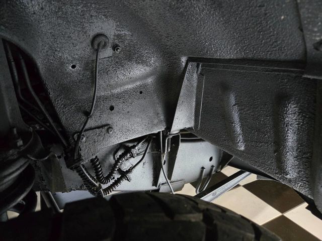 2004 Land Rover Discovery 4dr Wagon SE - 22990057 - 18