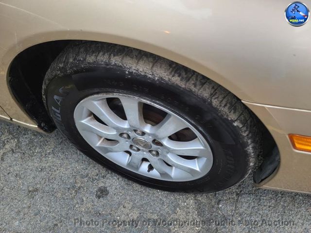 2004 Lexus ES 330 4dr Sedan - 23055446 - 4