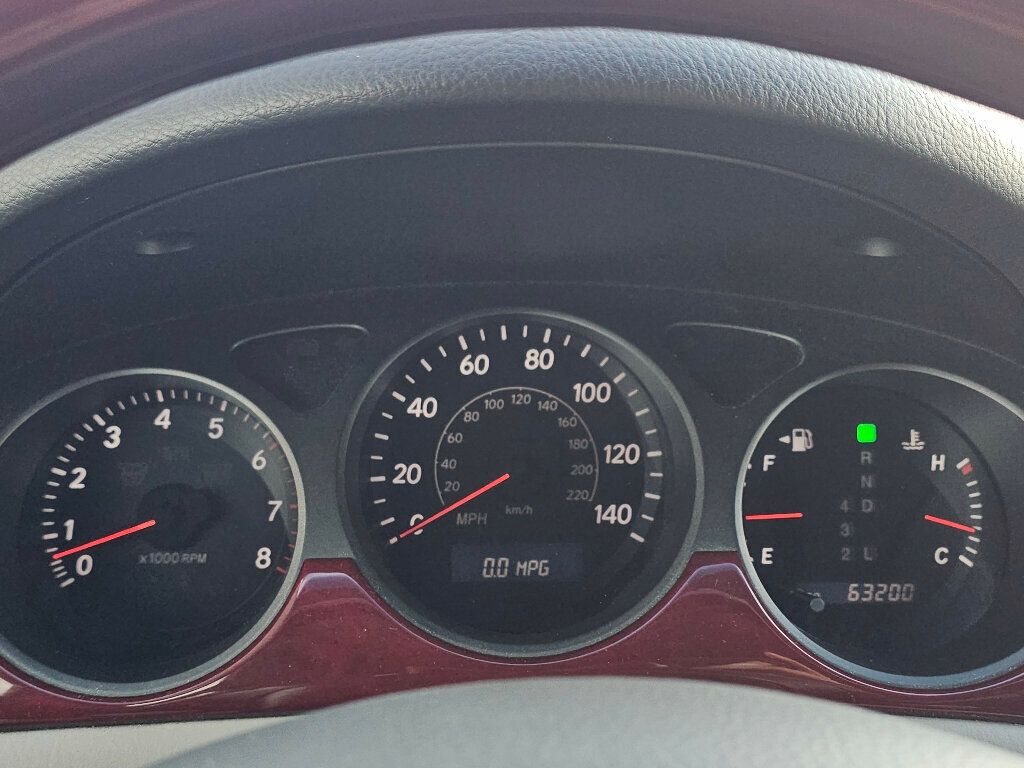 2004 Lexus ES 330 4dr Sedan - 22969918 - 26