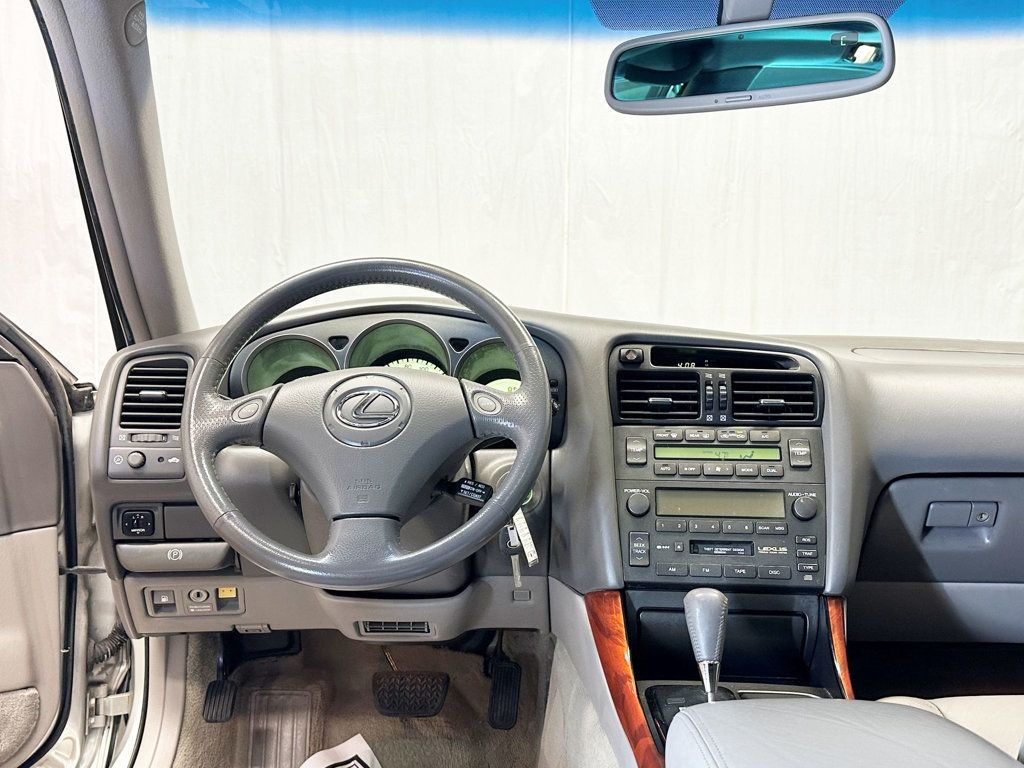 2004 Lexus GS 300 4dr Sedan - 23090446 - 30