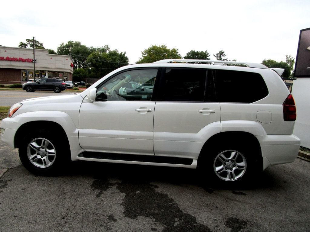 2004 Lexus GX 470 photo 11