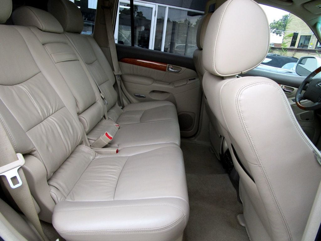 2004 Lexus GX 470 photo 14