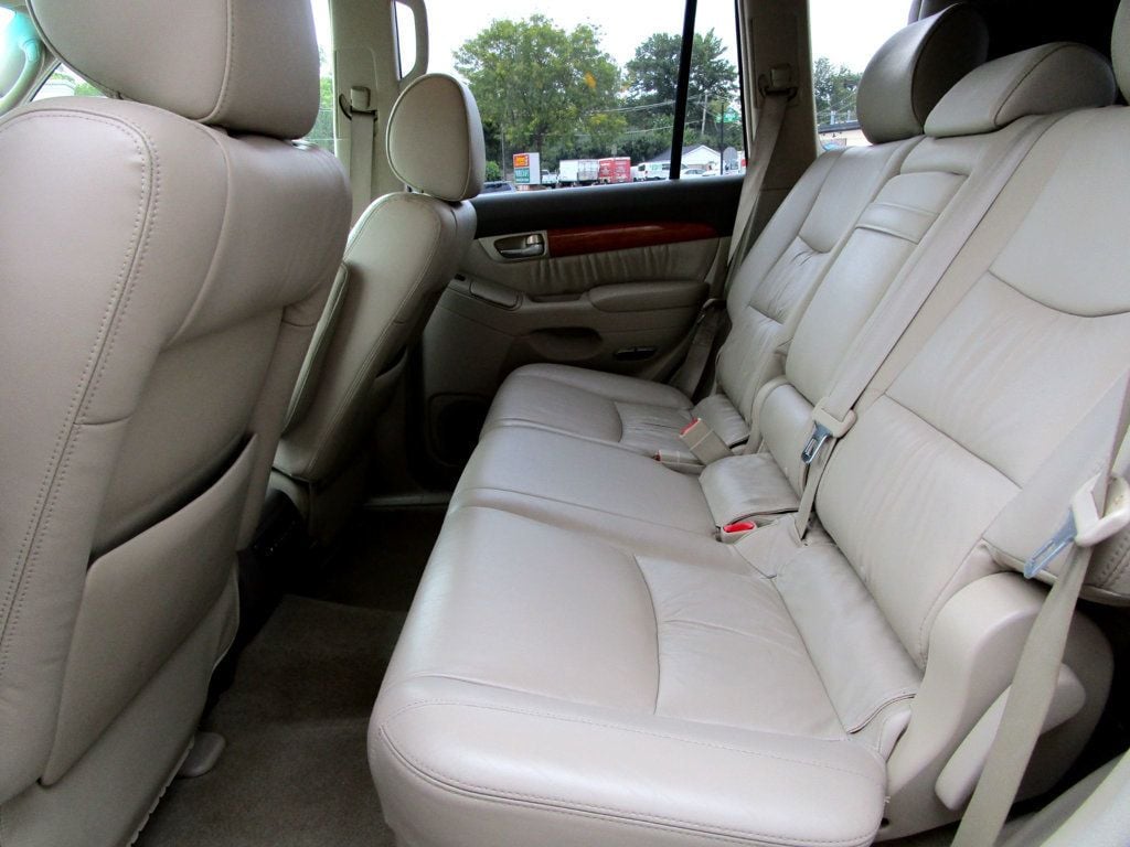2004 Lexus GX 470 photo 15