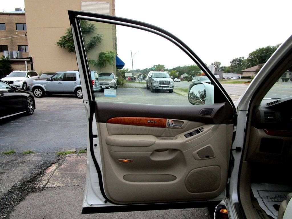 2004 Lexus GX 470 photo 29