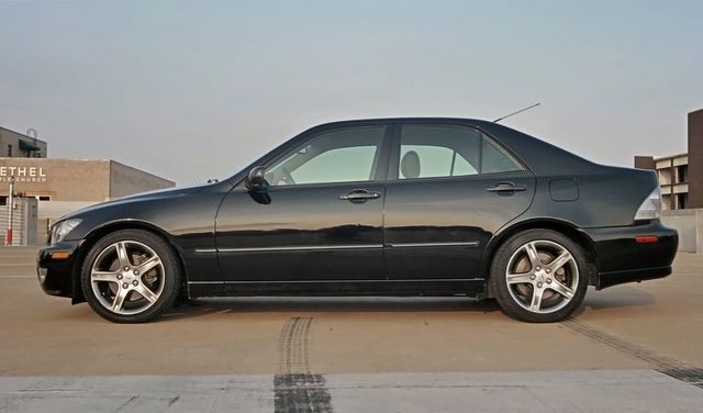 2004 Lexus IS 300 2004 LEXUS IS300 4D SEDAN - RARE - MANUAL - 16585008 - 1