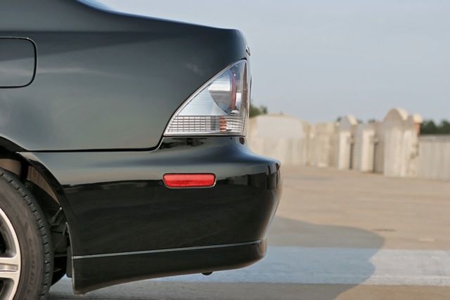 2004 Lexus IS 300 2004 LEXUS IS300 4D SEDAN - RARE - MANUAL - 16585008 - 36