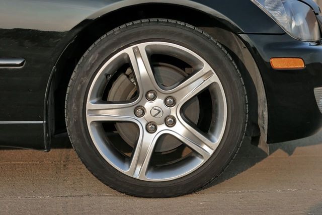 2004 Lexus IS 300 2004 LEXUS IS300 4D SEDAN - RARE - MANUAL - 16585008 - 40