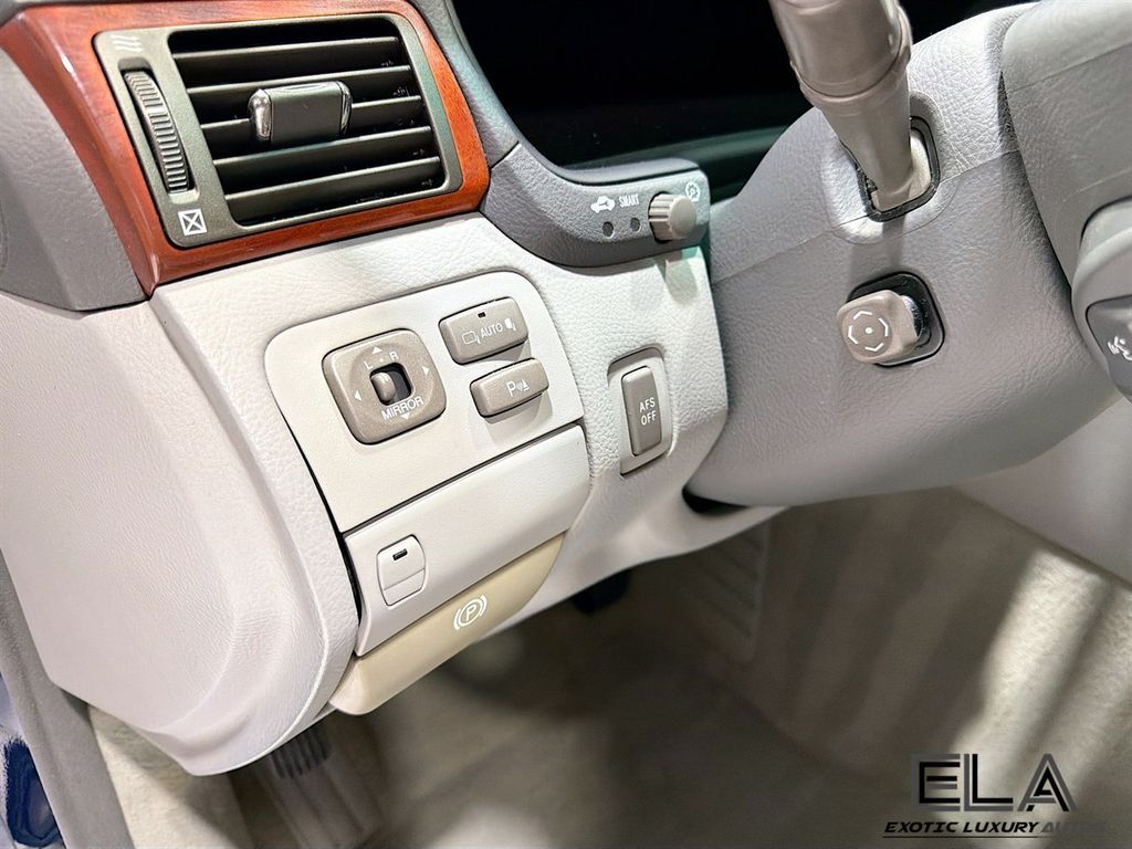 2004 Lexus LS 430 4dr Sedan - 22991052 - 10