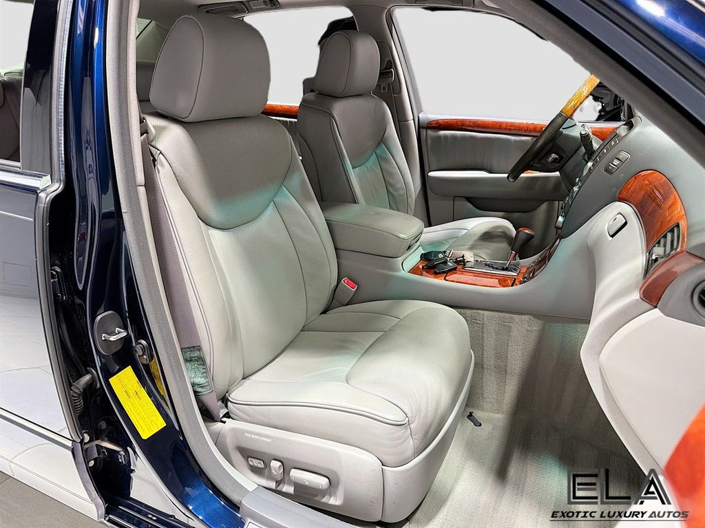 2004 Lexus LS 430 4dr Sedan - 22991052 - 30