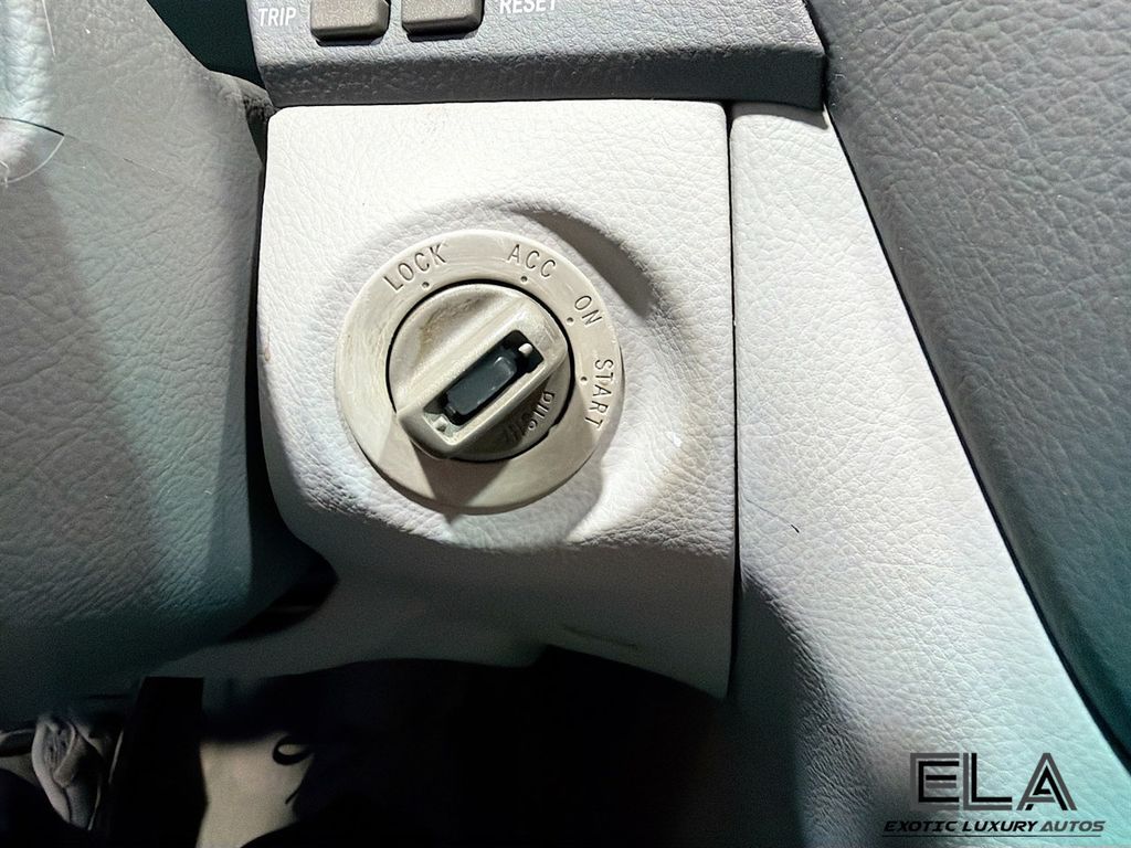 2004 Lexus LS 430 4dr Sedan - 22991052 - 35