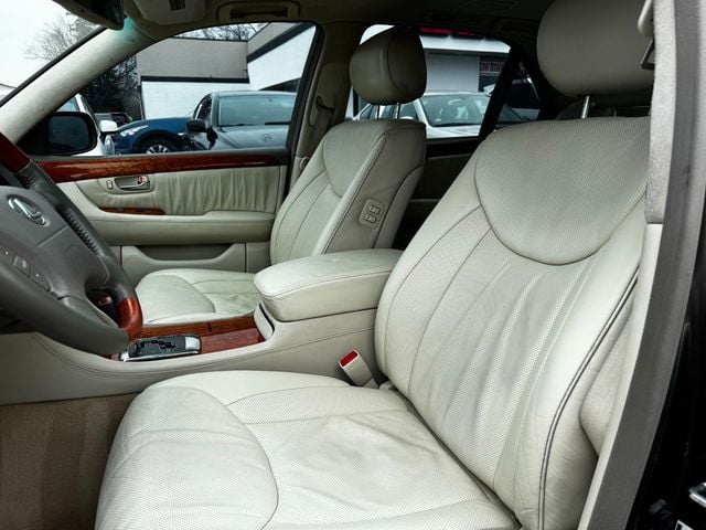 2004 Lexus LS 430 4dr Sedan - 22975730 - 11