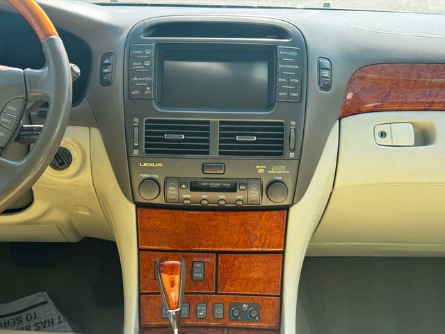2004 Lexus LS 430 4dr Sedan - 23046550 - 22