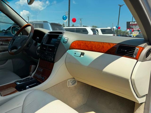 2004 Lexus LS 430 4dr Sedan - 23050367 - 16