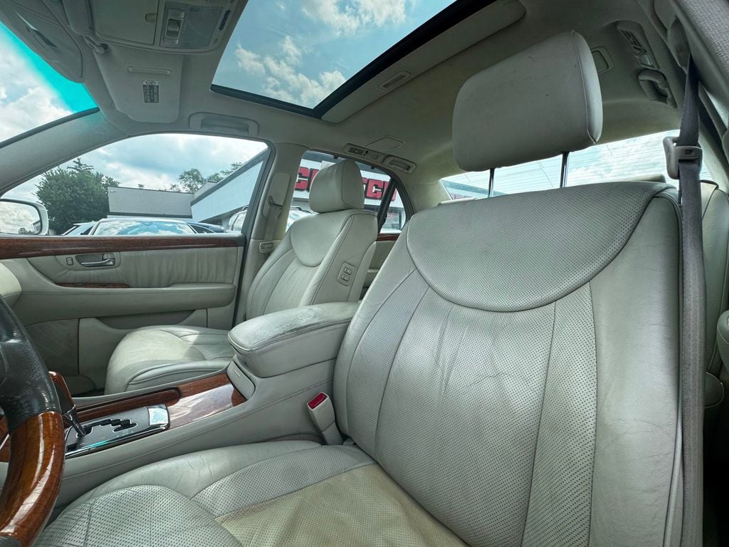 2004 Lexus LS 430 4dr Sedan - 23064323 - 9