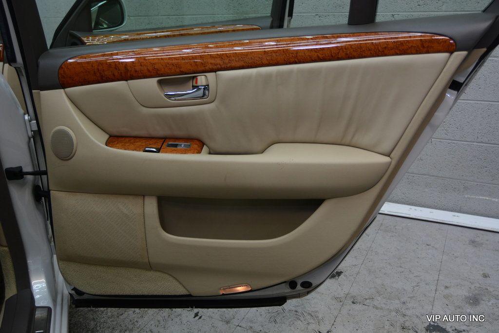 2004 Lexus LS 430 4dr Sedan - 22970654 - 9