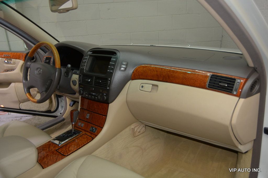 2004 Lexus LS 430 4dr Sedan - 22970654 - 11