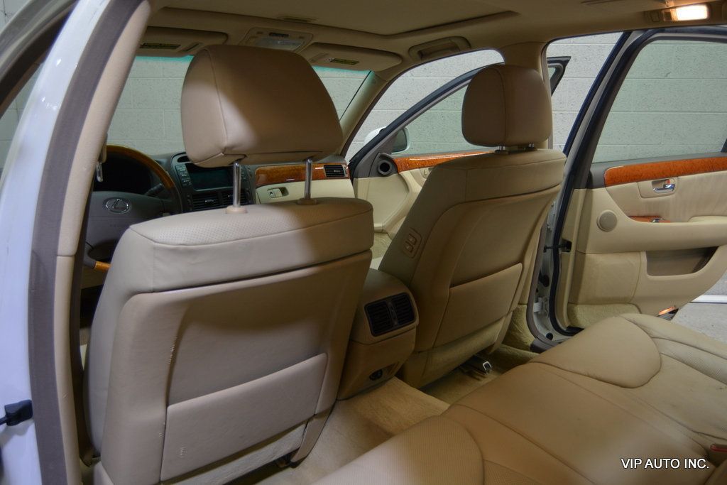 2004 Lexus LS 430 4dr Sedan - 22970654 - 19