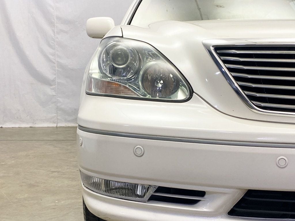 2004 Lexus LS 430 photo 11
