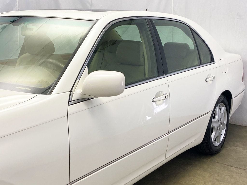 2004 Lexus LS 430 photo 2