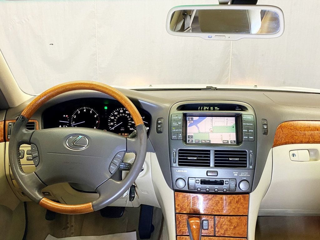 2004 Lexus LS 430 photo 34