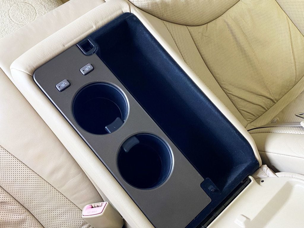 2004 Lexus LS 430 photo 41