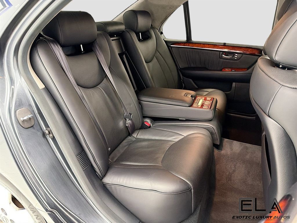 2004 Lexus LS 430 ULTRA LUXURY PACKAGE!  - 23041740 - 30