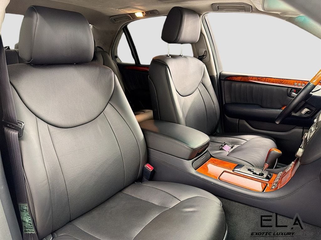 2004 Lexus LS 430 ULTRA LUXURY PACKAGE!  - 23041740 - 34