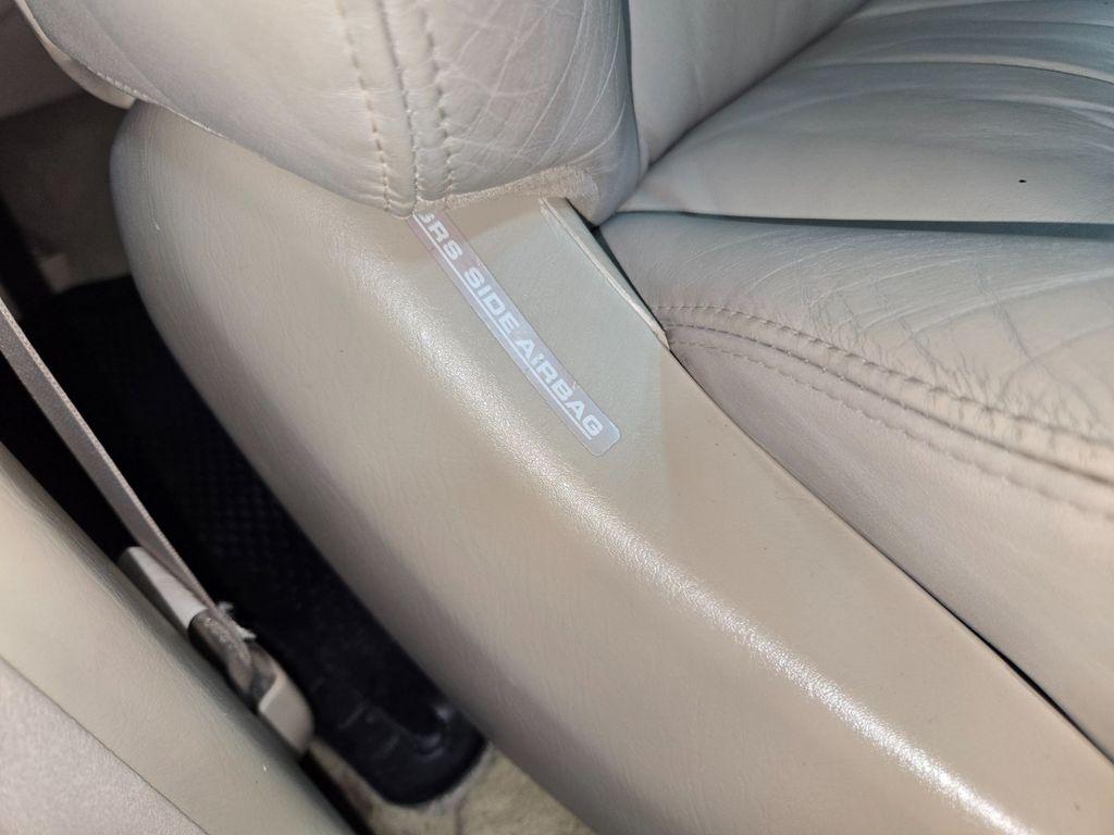 2004 Lexus LX 470 4dr SUV - 23058560 - 90