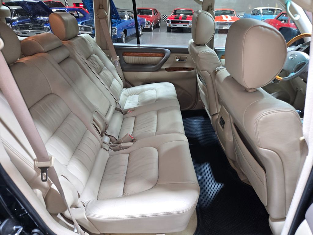 2004 Lexus LX 470 4dr SUV - 23058560 - 92