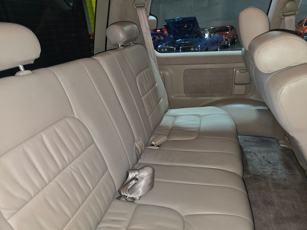 2004 Lexus LX 470 4dr SUV - 23058560 - 94