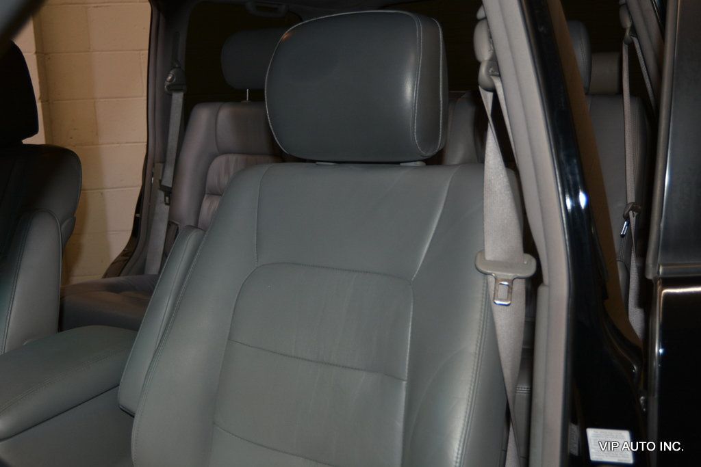 2004 Lexus LX 470 4dr SUV - 22939897 - 15