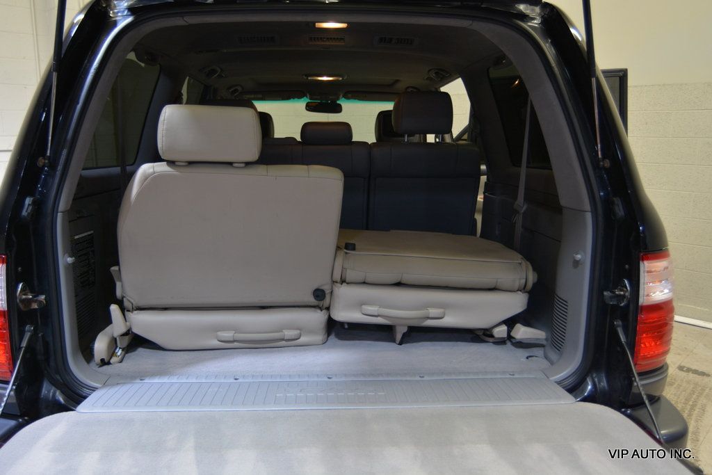 2004 Lexus LX 470 4dr SUV - 22939897 - 31